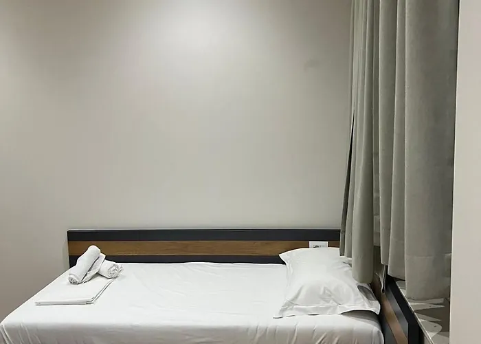 Urban 5 Guest house 3*